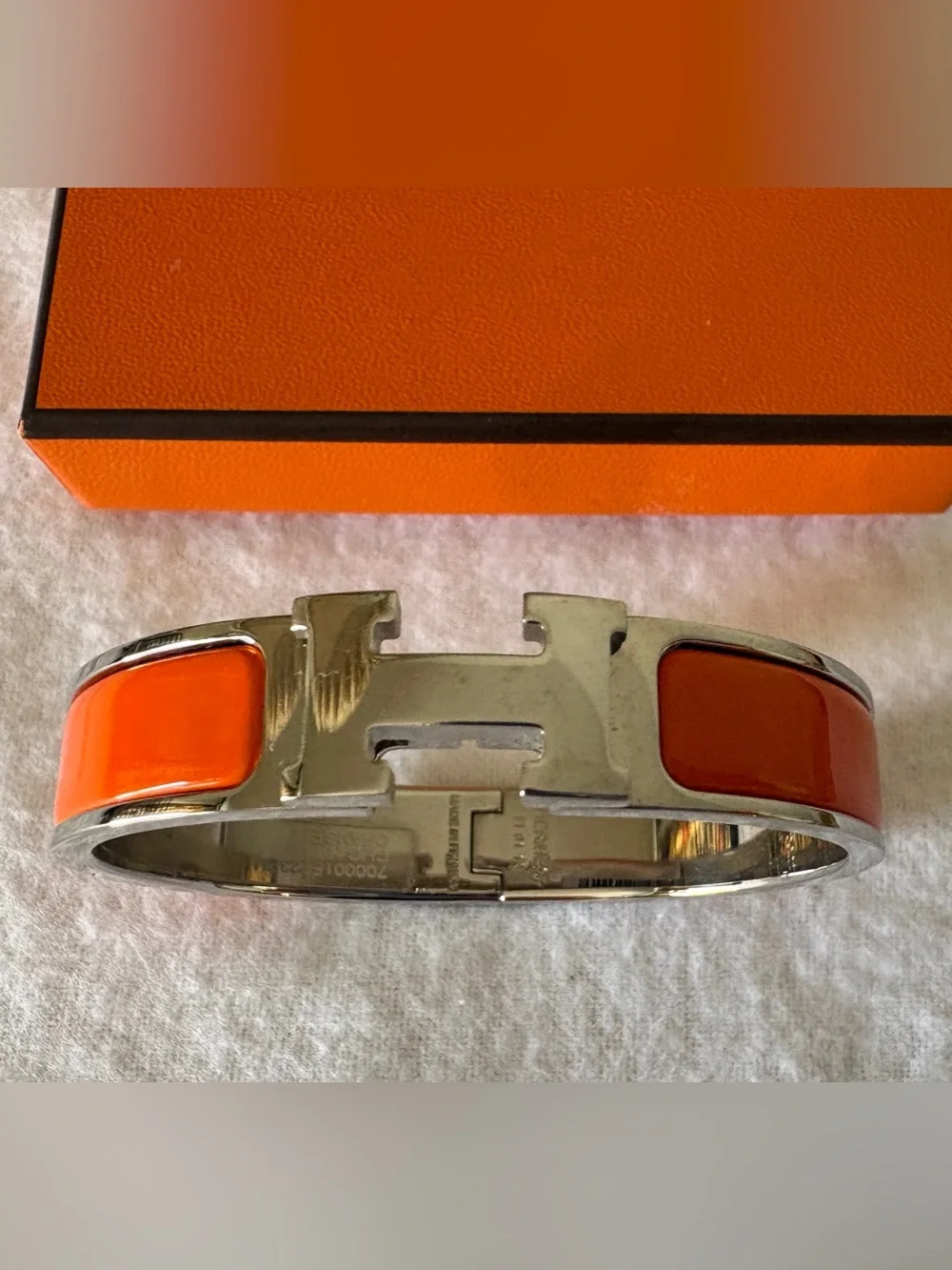 Hermes up sale